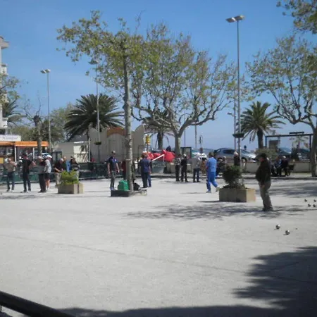 Appartement Fréjus, 1 Pièce, 2 Personnes - Fr-1-226a-356 *